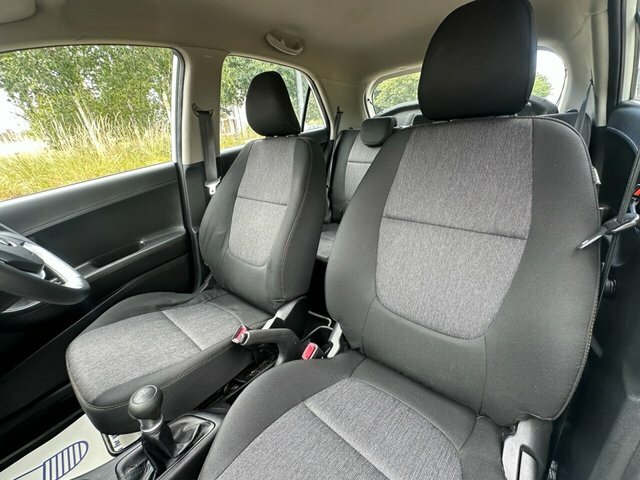 Kia Picanto 1.0 1 Air Hatchback White #31
