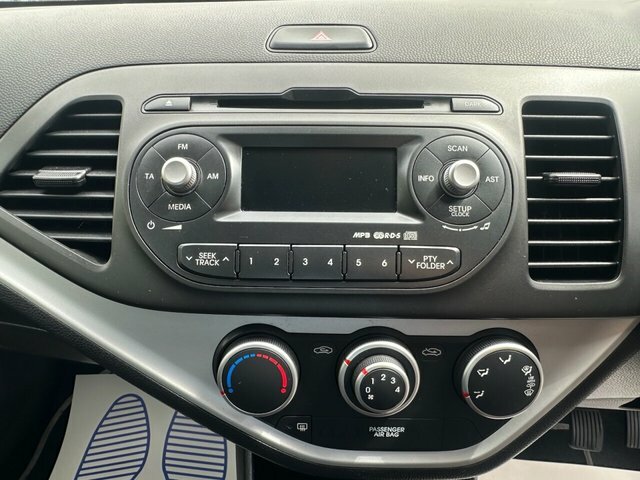 Kia Picanto 1.0 1 Air Hatchback White #27