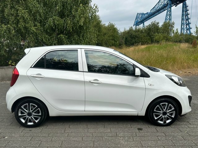 Kia Picanto 1 Hatchback White #2