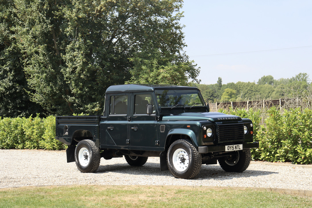 Land Rover Defender 130 Td Cc White #11