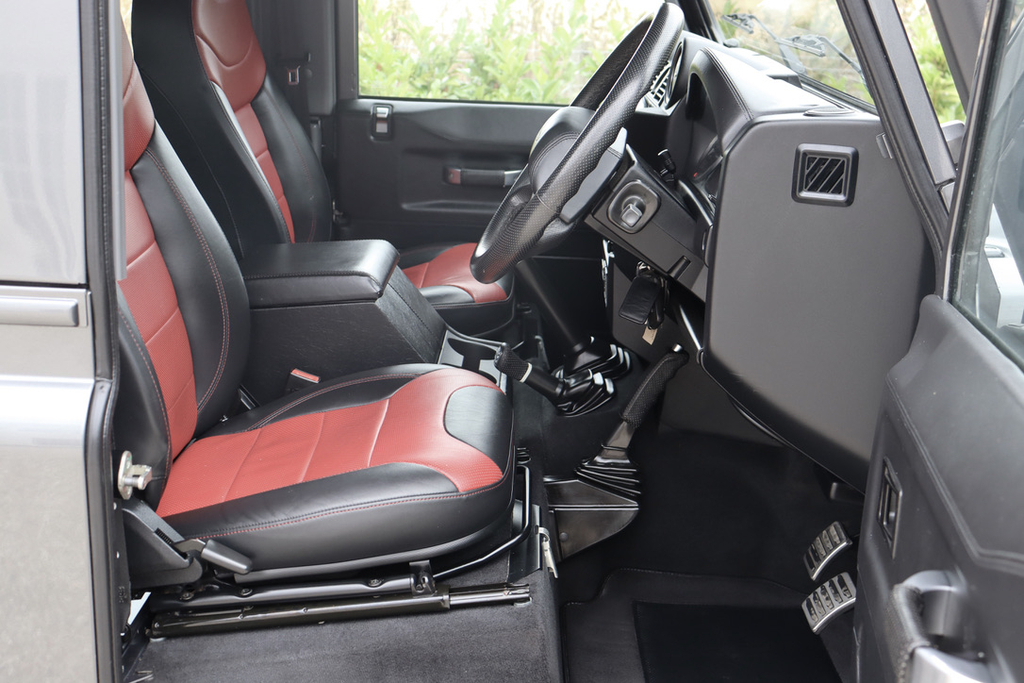 Land Rover Defender 90 90 2.2 Tdci Adventure Station Wagon  #5