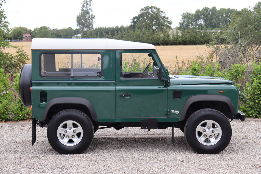 Land Rover Defender 90 90 2.5 Td5 Hard Top 7 Seater  #3