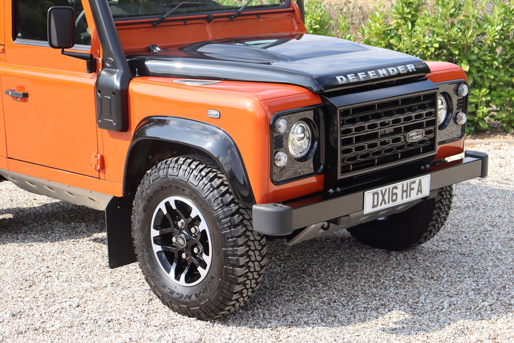 Land Rover Defender 90 Defender 90 Adventure Td Orange #17