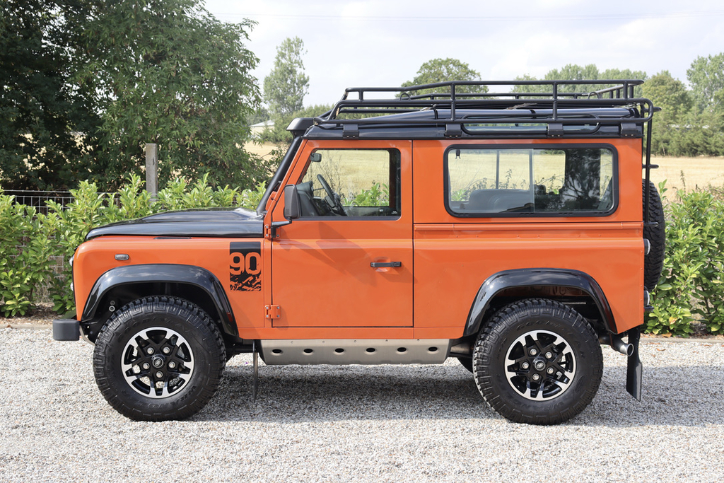 Land Rover Defender 90 90 2.2 Tdci Adventure Station Wagon  #2