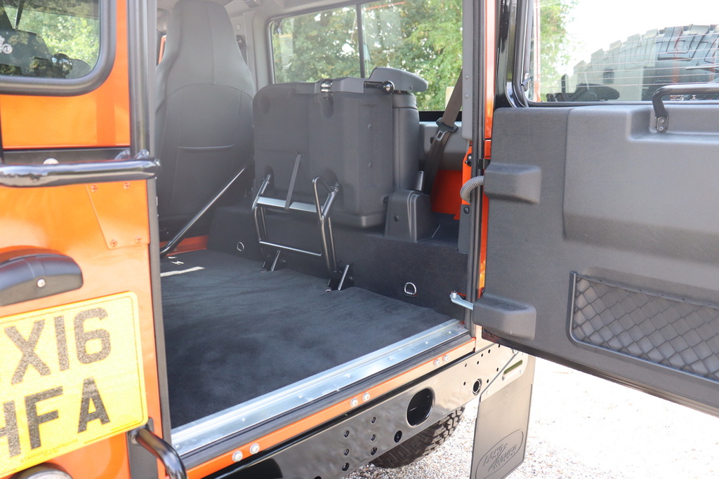 Land Rover Defender 90 Defender 90 Adventure Td Orange #8