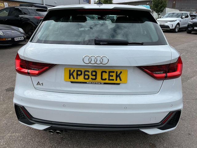 Audi A1 2.0 Tfsi 40 S Line Competition Sportback S Tronic  #6