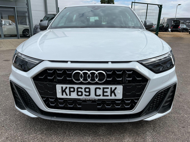 Audi A1 2.0 Tfsi 40 S Line Competition Sportback S Tronic  #5
