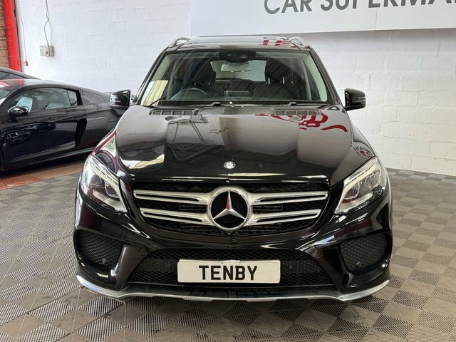 Mercedes-Benz GLE Class Gle 250 D 4Matic Amg Line Premium Plus ST66PPF Black #2