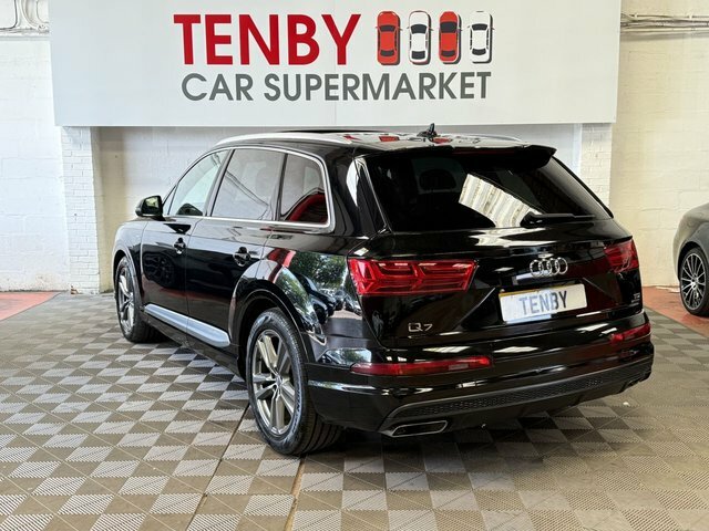 Audi Q7 Automatic Black #6