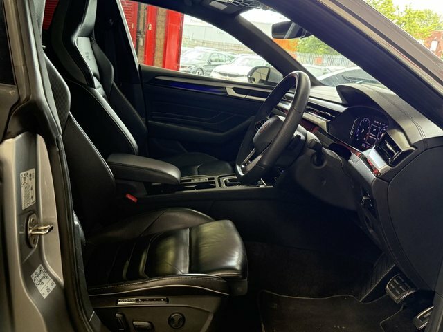 Volkswagen Arteon Shooting Brake R-line 2.0 Tsi 190Ps 7-Speed Dsg 5 Silver #26