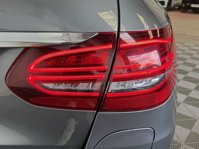 Mercedes-Benz C Class 4.0 C63 V8 Biturbo Amg Saloon Spds Mct Black #24