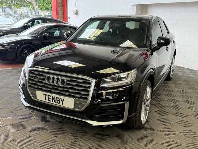Audi Q2 Automatic Black #3