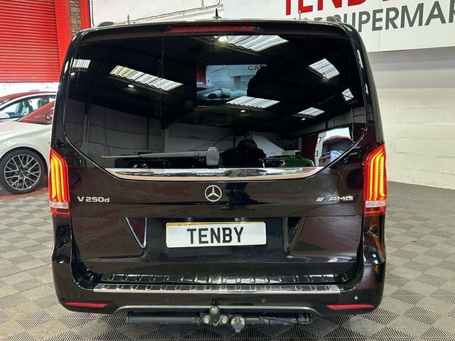 Mercedes-Benz V Class 2.2 V250d Amg Line Mpv G-tronic Euro 6 Black #19