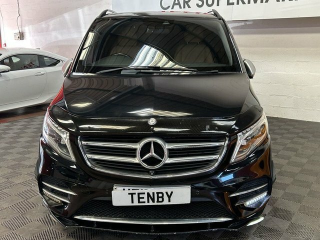 Mercedes-Benz V Class Automatic Black #3