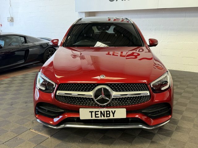 Mercedes-Benz GLC Class Glc 300 Amg Line Premium D 4Matic Red #3