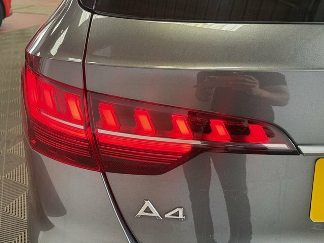 Audi A4 Avant Technik Blue #23