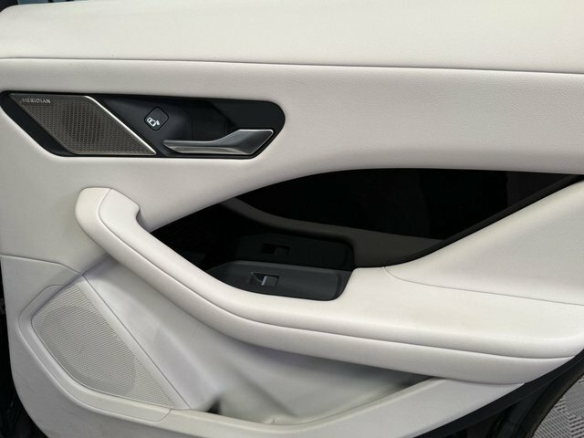 Jaguar I-Pace Ev400 90Kwh Charger Hse Black #60