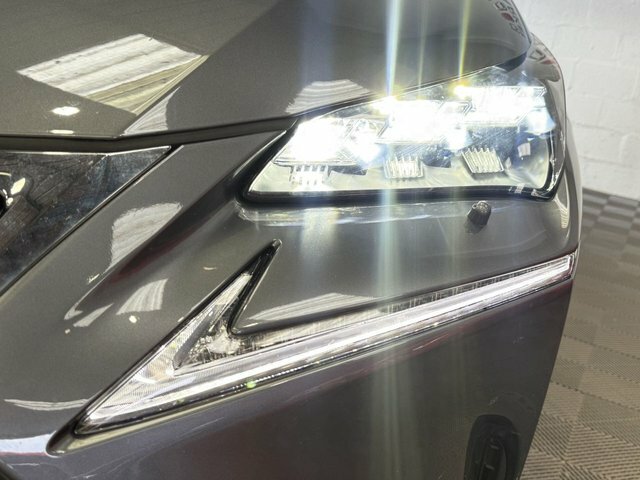 Lexus NX 300H 2.5 Se E-cvt 4Wd Black #23