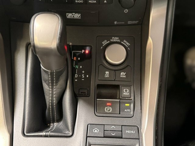 Lexus NX 300H 2.5 Se E-cvt 4Wd Black #48