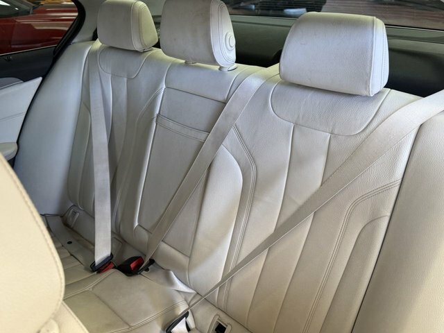 BMW 5 Series Saloon Blue #50
