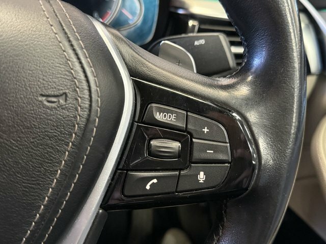 BMW 5 Series Saloon Blue #32