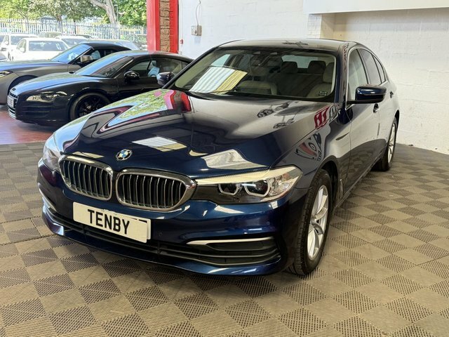 BMW 5 Series 520D Se Blue #4