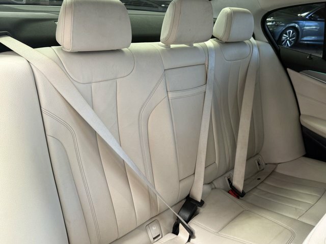 BMW 5 Series Saloon Blue #53