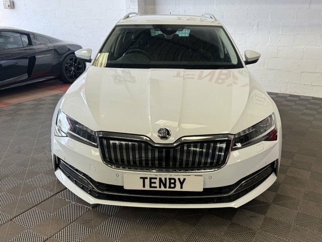 Skoda Superb Superb Se L Iv Phev White