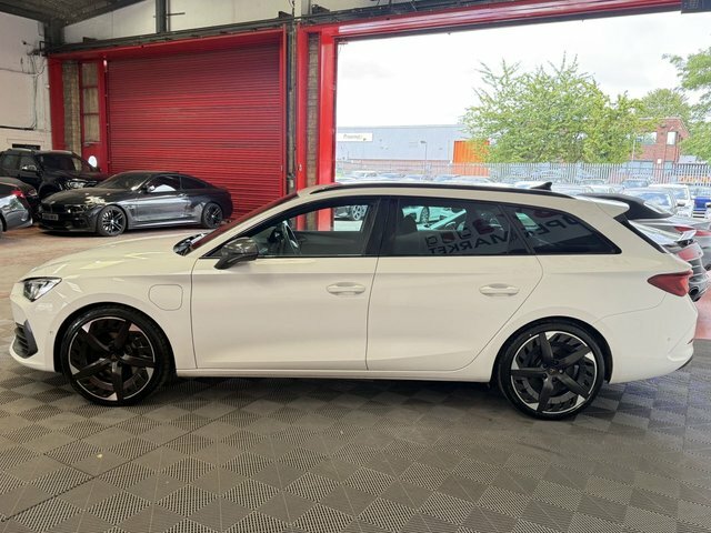Cupra Leon Automatic White #4