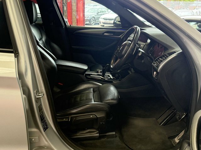 BMW X4 Xdrive30d M Sport White #25