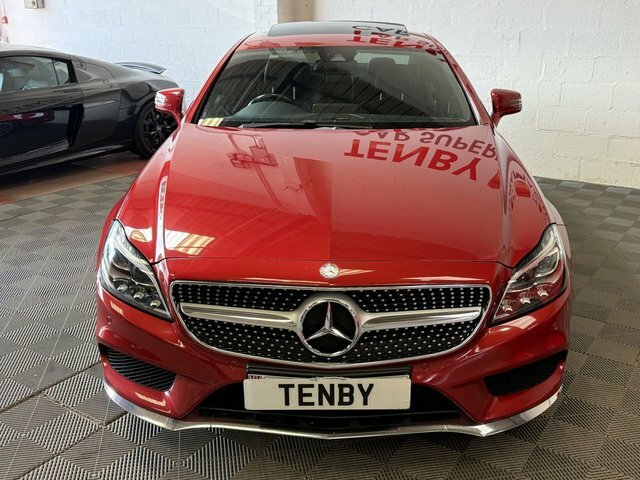 Mercedes-Benz CLS Cls220 D Amg Line Premium Red #2