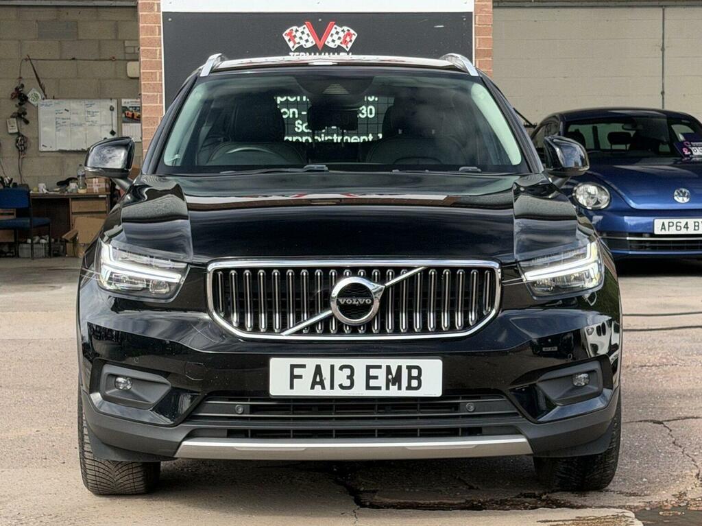 Volvo XC40 2.0 D3 Inscription Euro 6 Ss FA13EMB Black #2