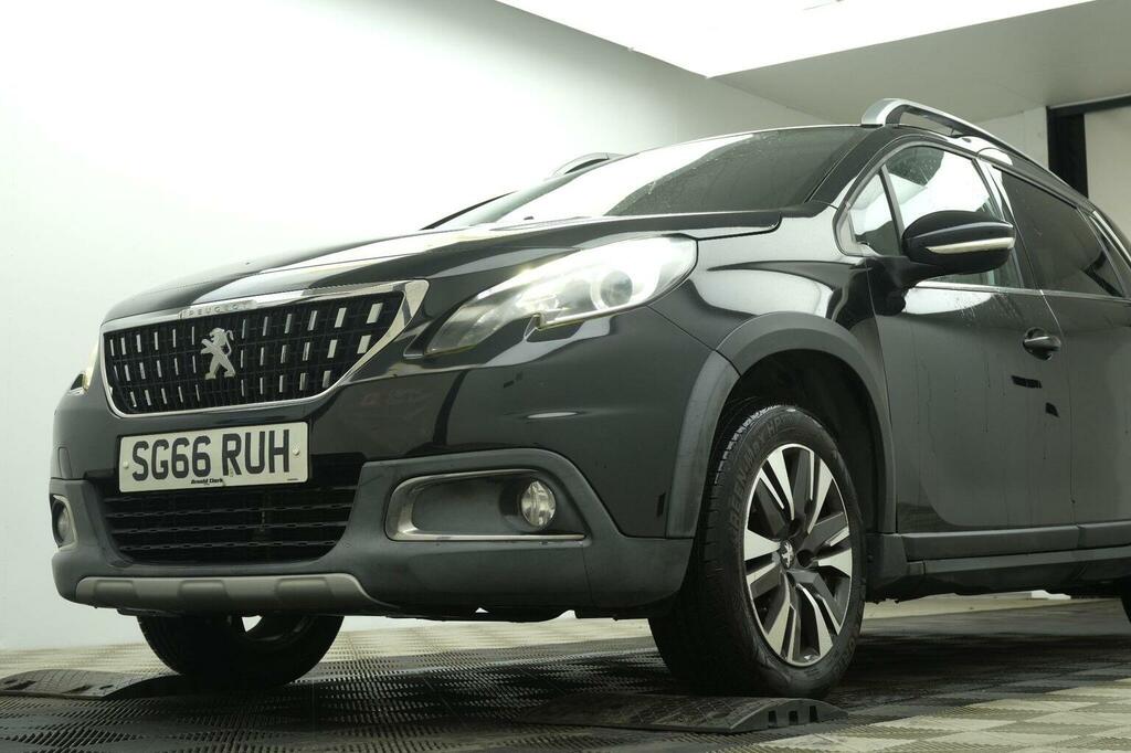Peugeot 2008 1.2 Puretech Allure Euro 6 Black #4