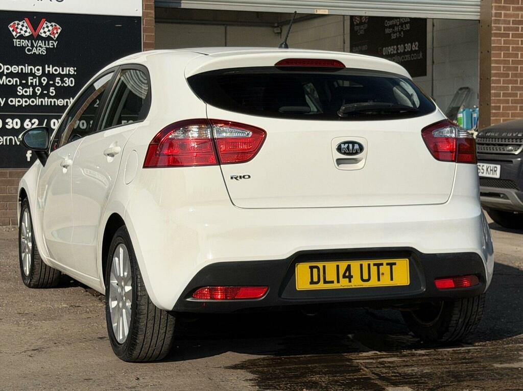 Kia RIO Hatchback 1.4 2 Euro 5 201464 Black #21