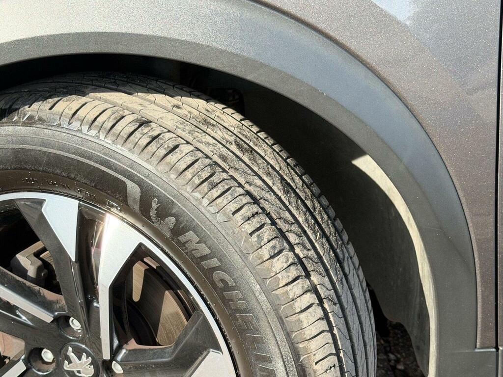 Peugeot 2008 Gt Premium Grey #80