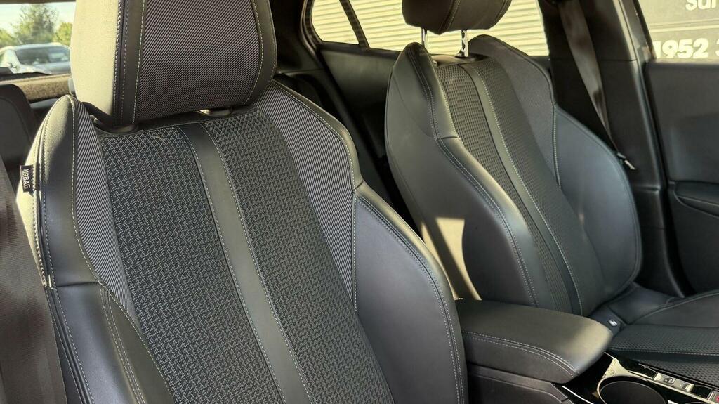 Peugeot 2008 Gt Premium Grey #32