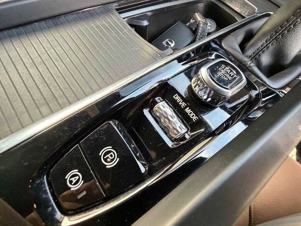 Volvo V60 V60 R-design B4 Mhev Silver #53