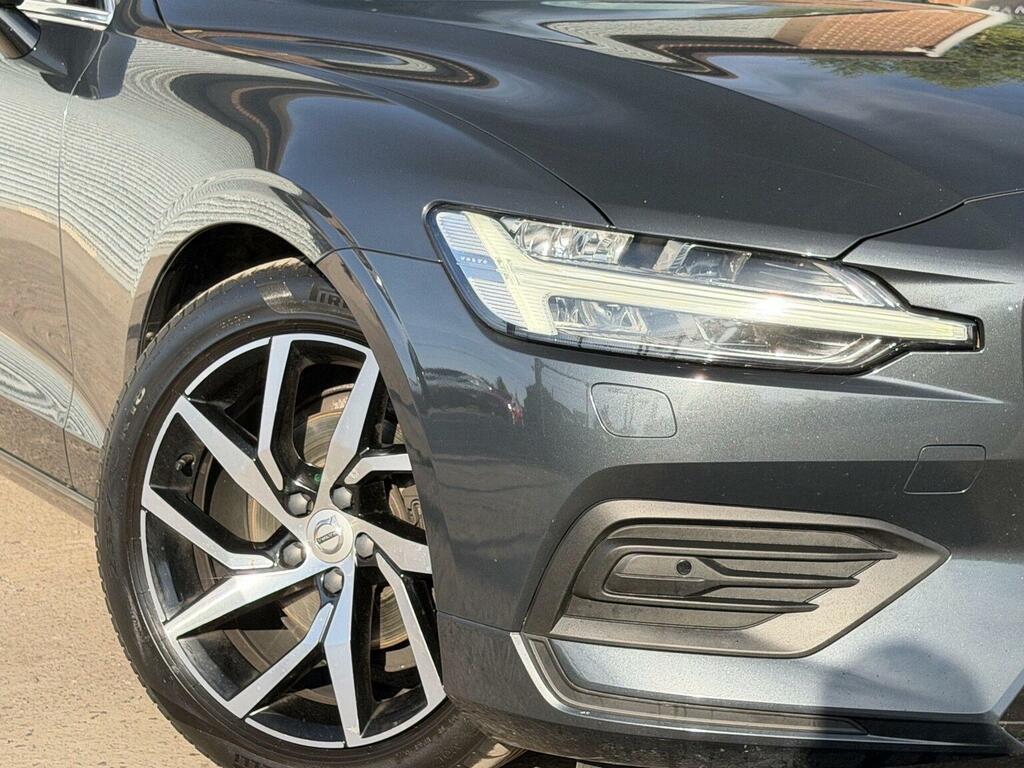 Volvo V60 V60 R-design B4 Mhev Silver #93