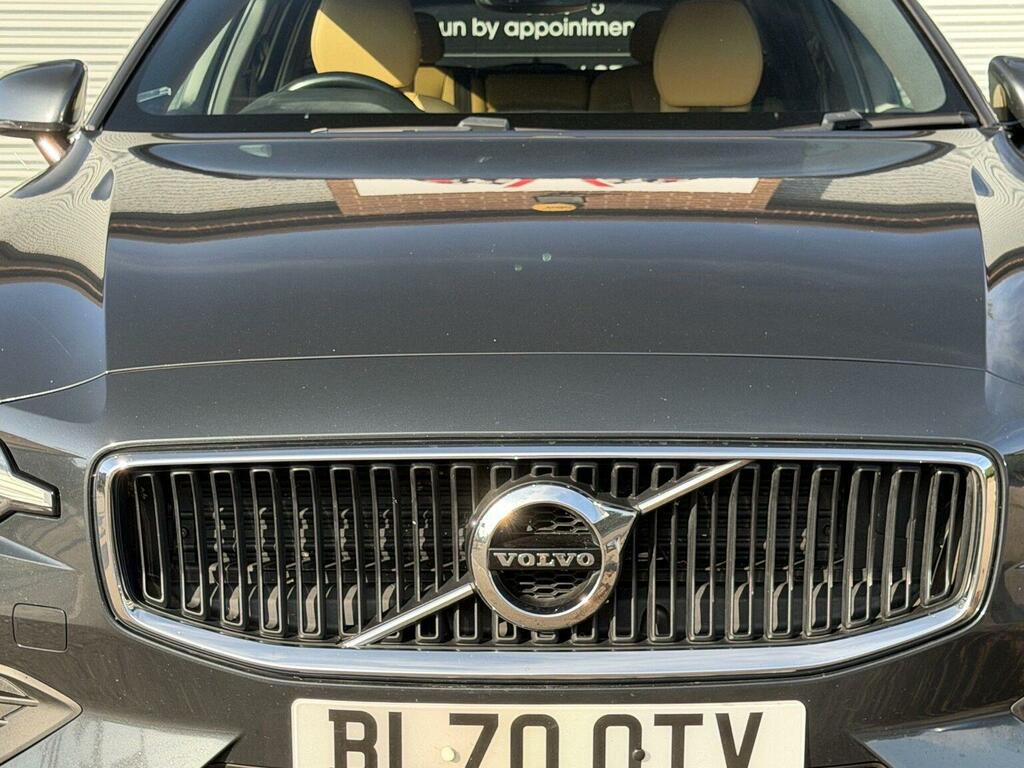 Volvo V60 V60 R-design B4 Mhev Silver #91
