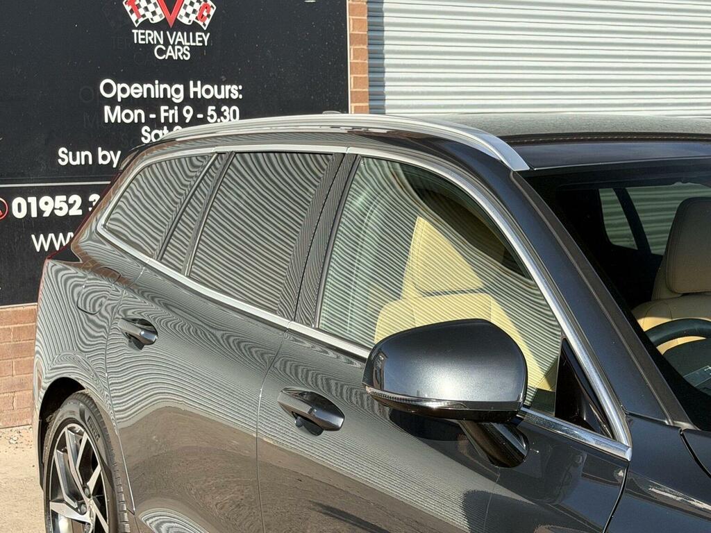 Volvo V60 V60 R-design B4 Mhev Silver #90