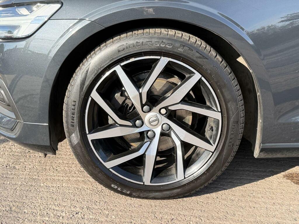 Volvo V60 V60 R-design B4 Mhev Silver #81