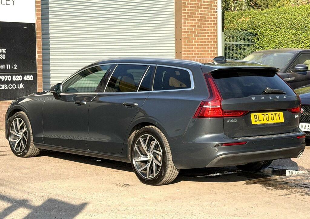 Volvo V60 V60 R-design B4 Mhev Silver #29