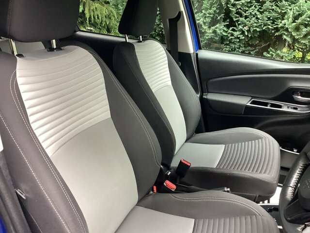 Toyota Yaris 1.5 Hybrid Excel Cvt Navpan Roof  #14