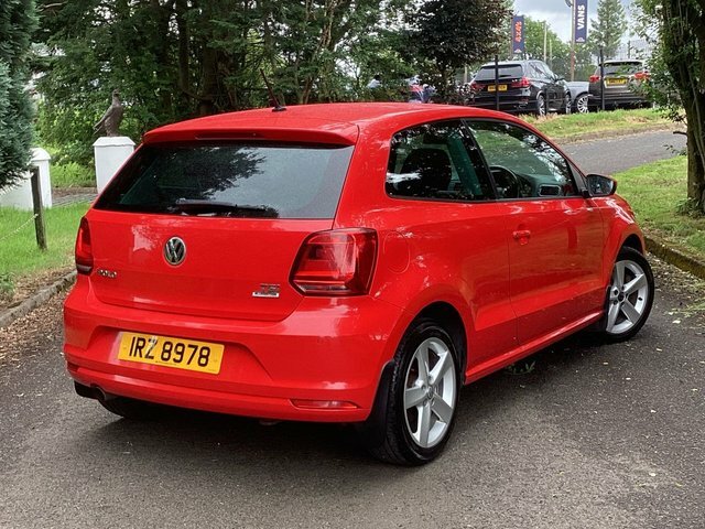 Volkswagen Polo 1.2 Tsi Bluemotion Tech Sel Hatchback M Red #2