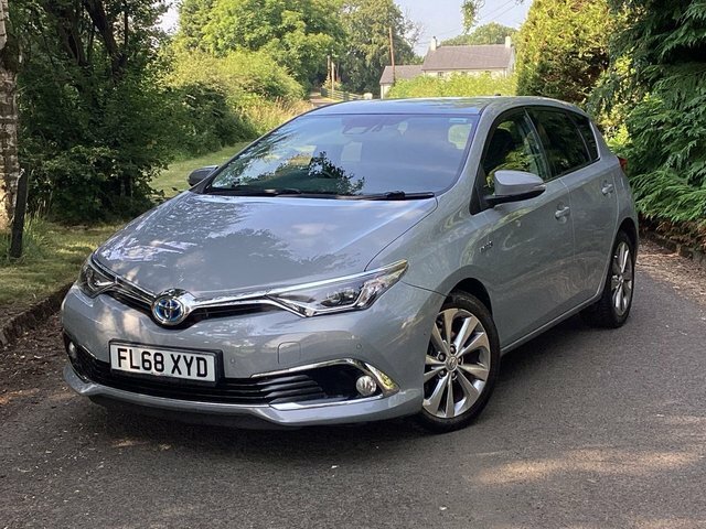 Toyota Auris 1.8 Vvt-h Excel Hatchback Hybrid Cvt Eu Grey