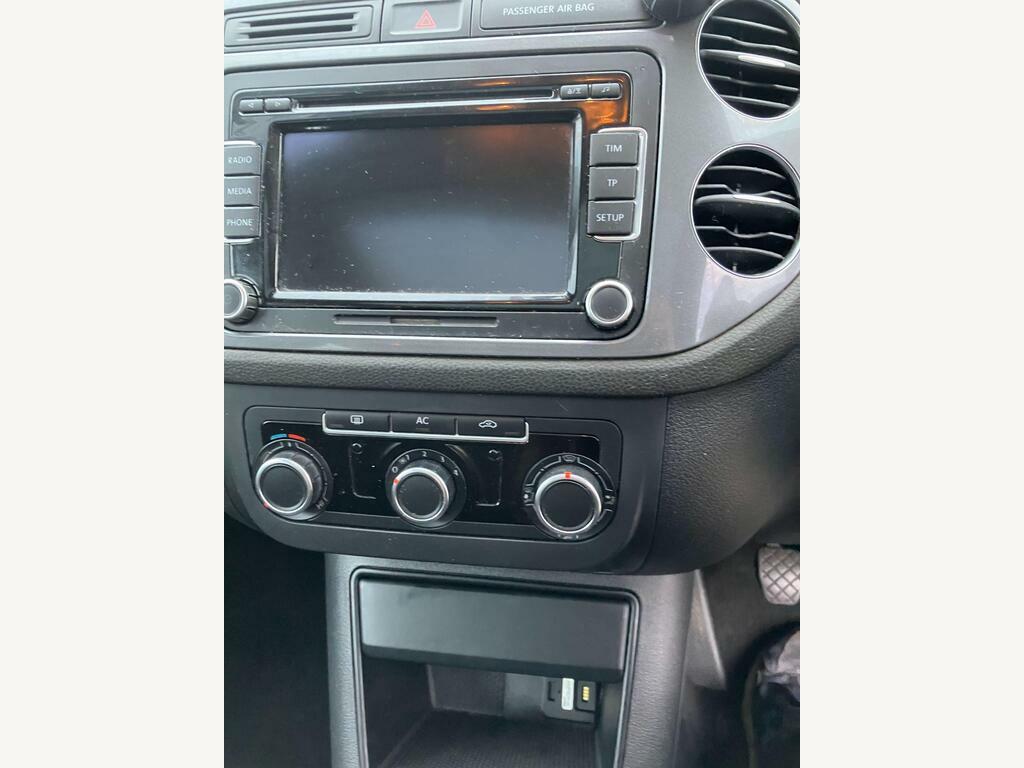 Volkswagen Tiguan 2.0 Tdi Bluemotion Tech R-line 4Wd Silver #5