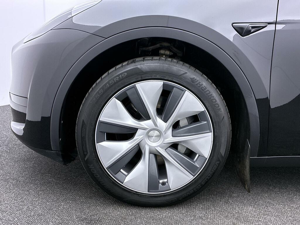 Tesla Model Y Auto Rwd 5dr  Black #5