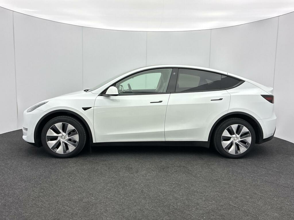 Tesla Model Y Dual Motor Long Range 4Wde White #6
