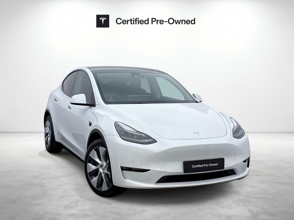 Tesla Model Y Dual Motor Long Range 4Wde White