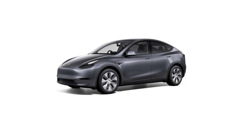 Tesla Model Y Long Range Silver